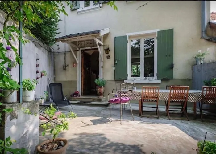 Maison De Charme 1930 Proche Lyon *